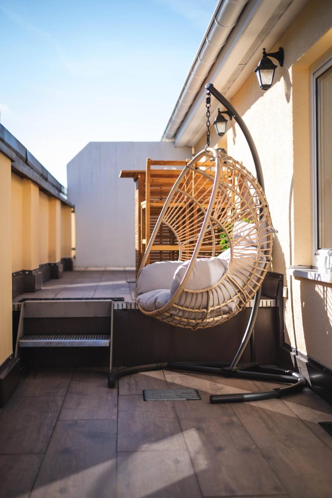 Apartment Am Kurpark Mit Traumhafter Terrasse Bad Ems